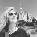 Artiste plasticienne et romanciere belge isabelle nell et le mont saint michel