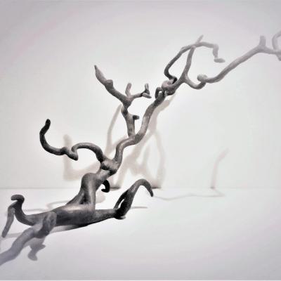 Sculpture en argile et arborescence arbre au corps artiste isabelle nell 1